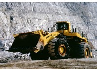 KOMATSU KOMATSU
